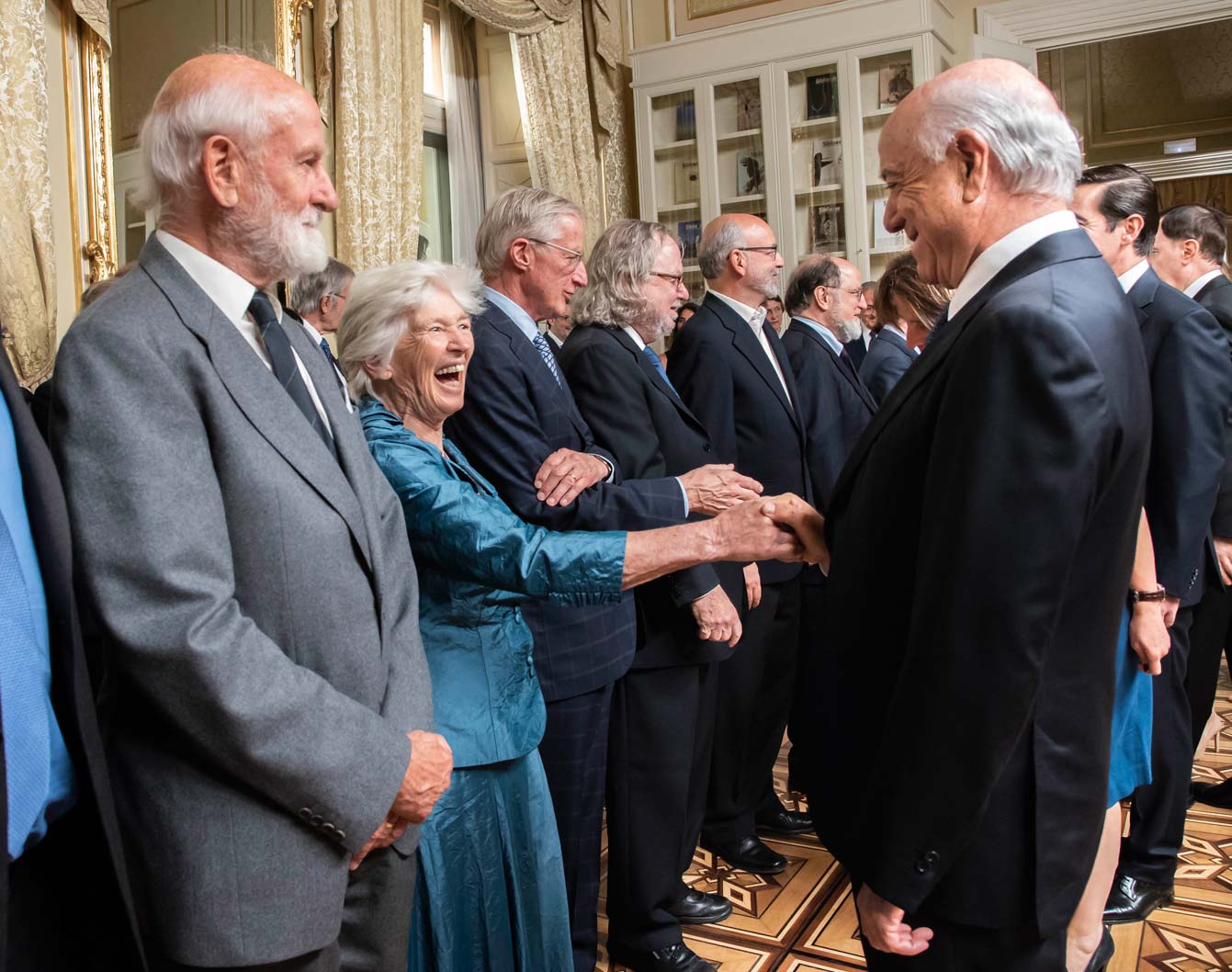 Ceremonia-premios-fronteras-del-conocimiento-saludo-2