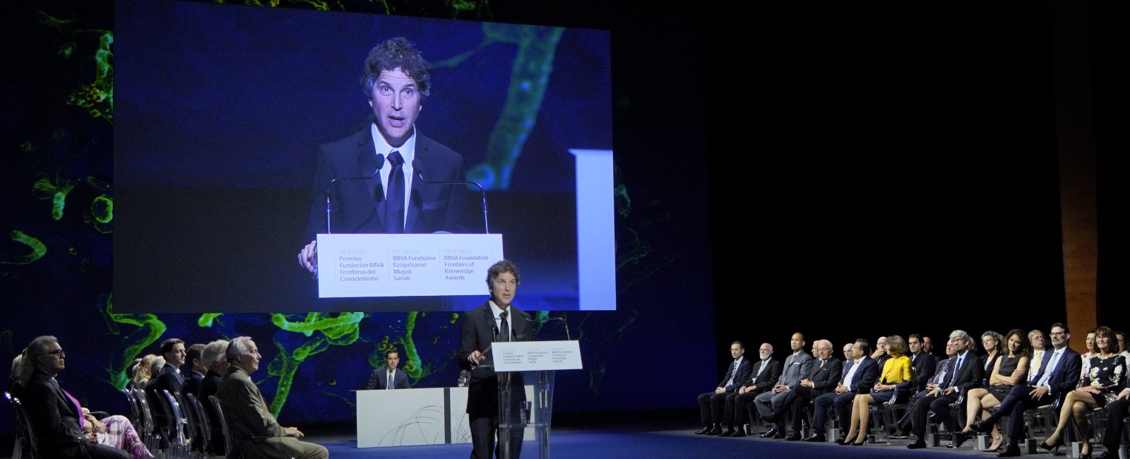 David Baker pronunciando su discurso en la ceremonia de los XV Premios Fronteras del Conocimiento