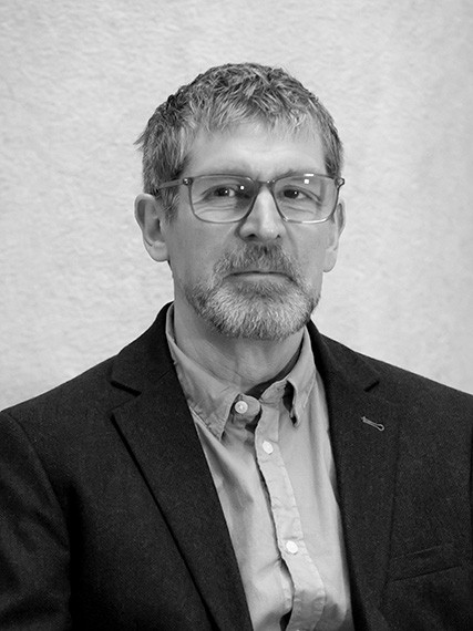 Brian Parkinson es catedrático de Psicología Social en la Universidad de Oxford