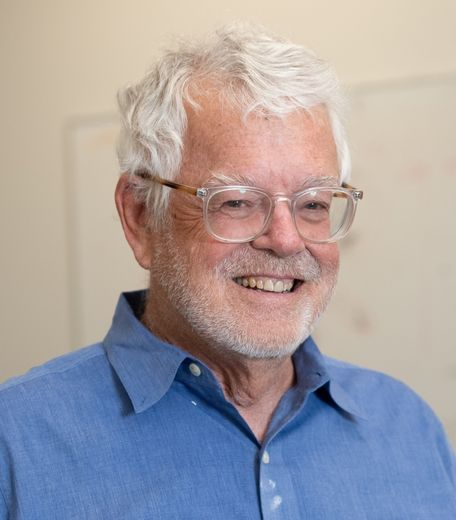 Allan_H_MacDonald_perfil Allan_H_MacDonald_perfil